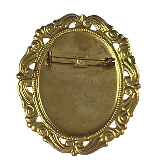 Vtg Lucite Floral Brooch Oval Domed Cabochon Blue Violets Gold Tone Frame Pin - Picture 3 of 8